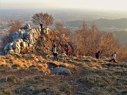 In Linzone (1392 m) da Roncola ad anello-12febb22-FOTOGALLERY